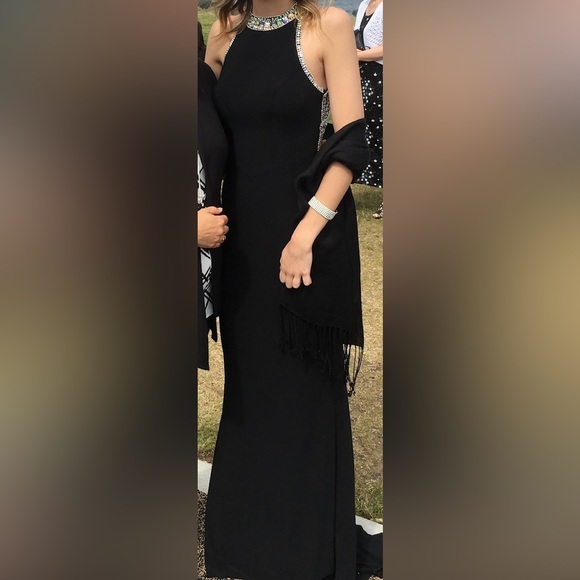 Formal maxi dress - Picture 3 of 4